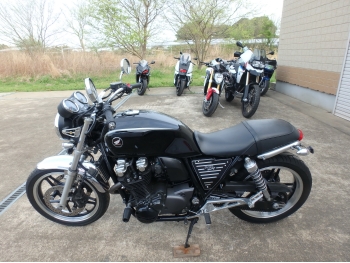     Honda CB1100A 2010  12