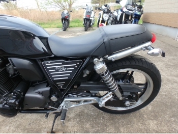     Honda CB1100A 2010  16