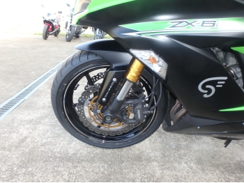     Kawasaki ZX-6RA 2015  14