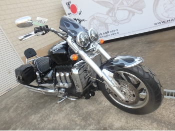     Triumph Rocket III 2006  7