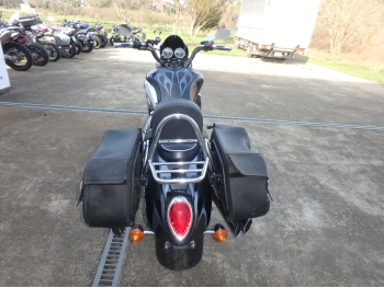     Triumph Rocket III 2006  10