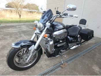     Triumph Rocket III 2006  13