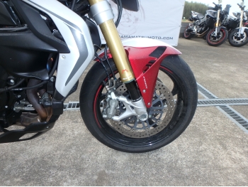     MV Agusta Brutale800RR 2016  19