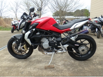     MV Agusta Brutale675 2013  12