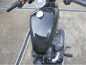     Yamaha XV950 Bolt ABS 2013  22