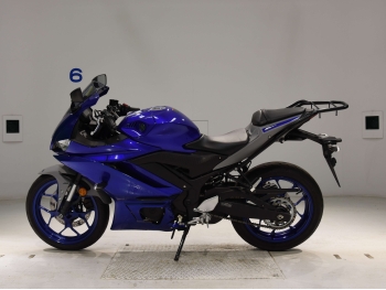     Yamaha YZF-R3 2020  1