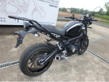     Yamaha XSR900 2017  8