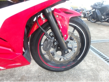     Honda CBR400R-2 2019  19