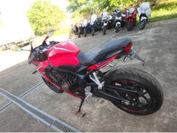     Honda CBR650R 2019  11