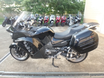     Kawasaki GTR1400 Concours Grand Tour Edition 2012  11