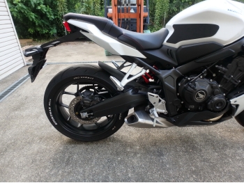 Заказать из Японии мотоцикл Honda CBR650R 2023 фото 12