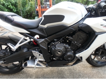 Заказать из Японии мотоцикл Honda CBR650R 2023 фото 13
