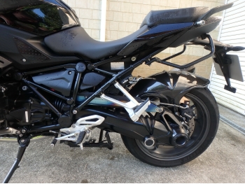     BMW R1250RS 2019  11