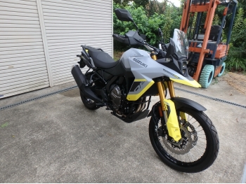 Заказать из Японии мотоцикл Suzuki V-strom800 DE 2023 фото 2