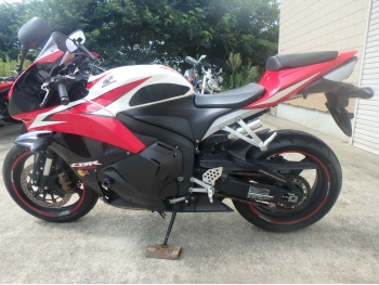 Заказать из Японии мотоцикл Honda CBR600RR-3A 2009 фото 12