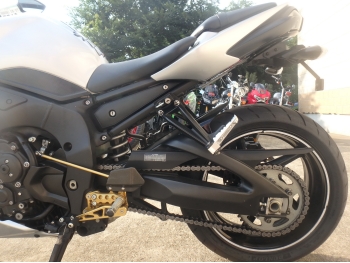     Yamaha FZ-1N 2010  16