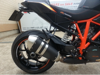     KTM 1290 Super Duke R 2014  17