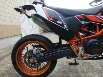 Заказать из Японии мотоцикл KTM 690 SMC R 2017 фото 12