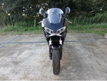     Honda VFR800F Interceptor 2017  1