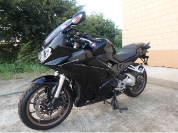     Honda VFR800F Interceptor 2017  8
